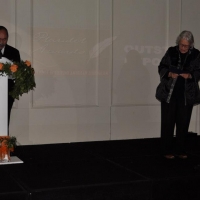 420500_388865477851913_1581965060_n